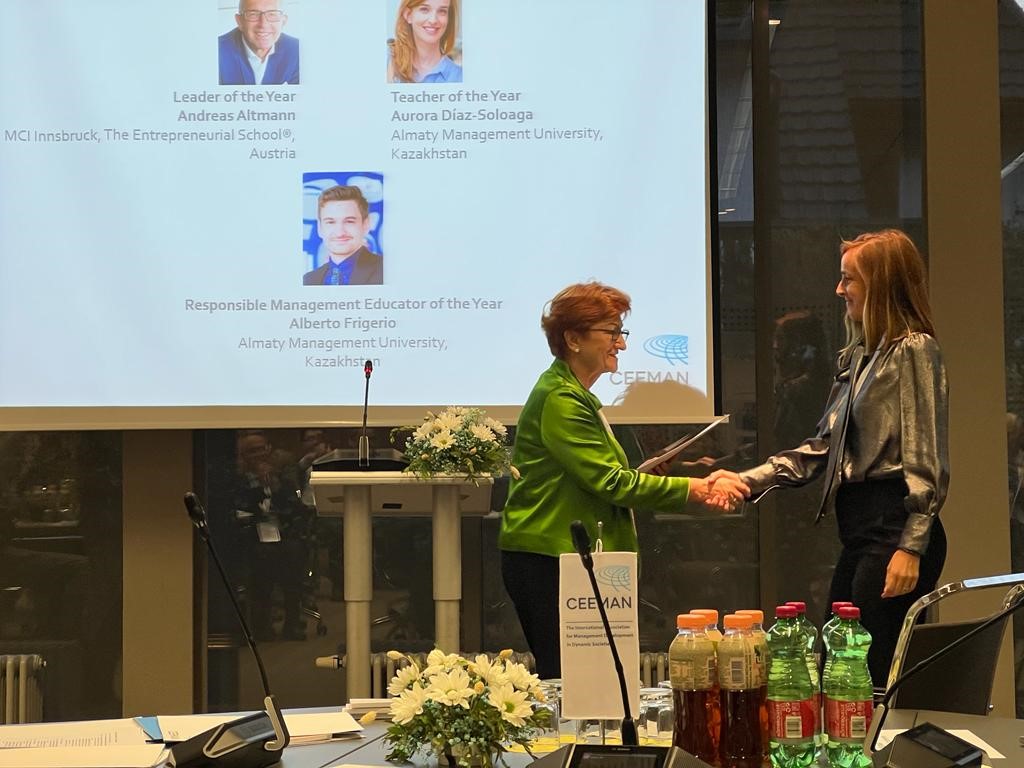 Aurora Soloaga Diaz wins CEEMAN Champion Awards