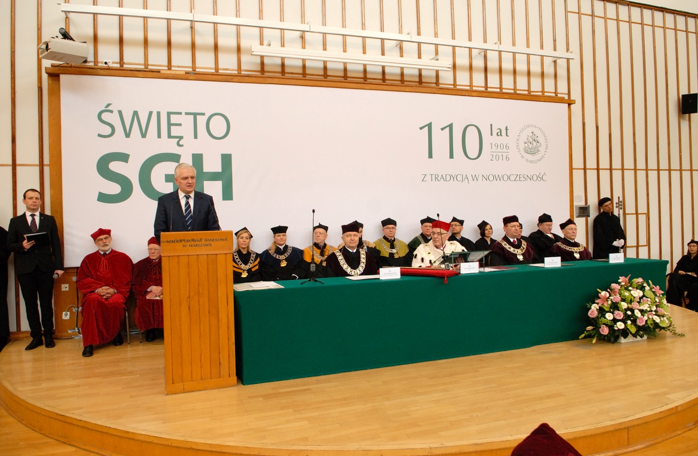 minister_gowin Minister_Gowin_giving_a_speech