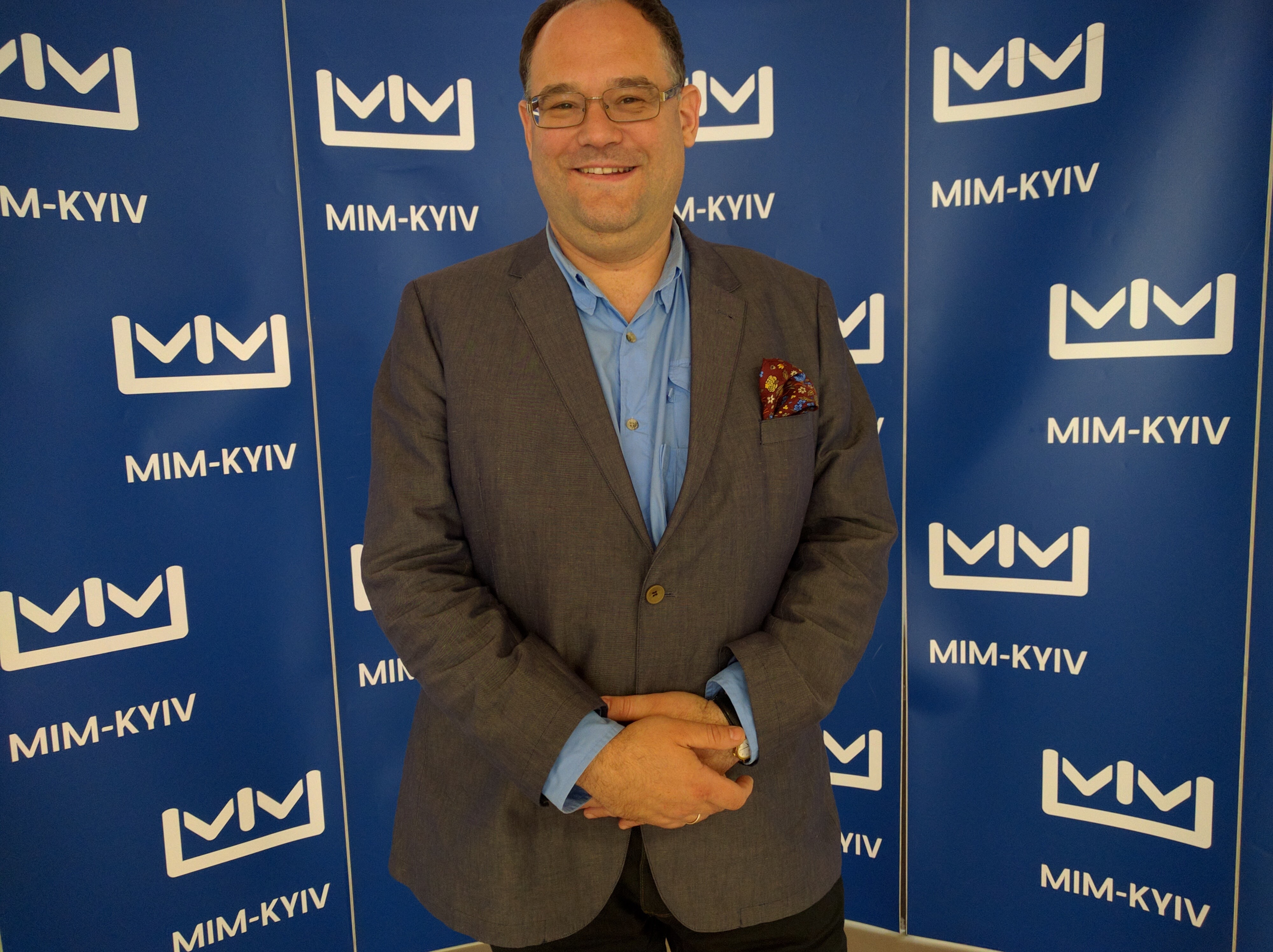 Dr. Zoltan Buzady teaches to MBA in PA class